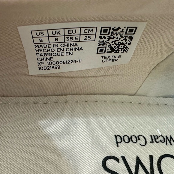 Verona Coral Slip On Sneaker size 8 - Picture 4 of 5